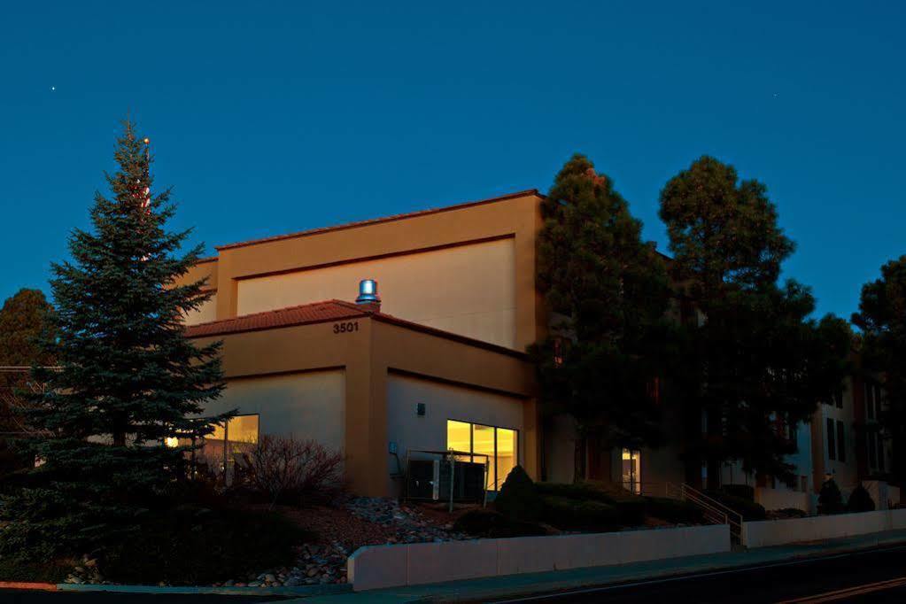 Country Inn & Suites By Radisson, Flagstaff, Az Exterior photo